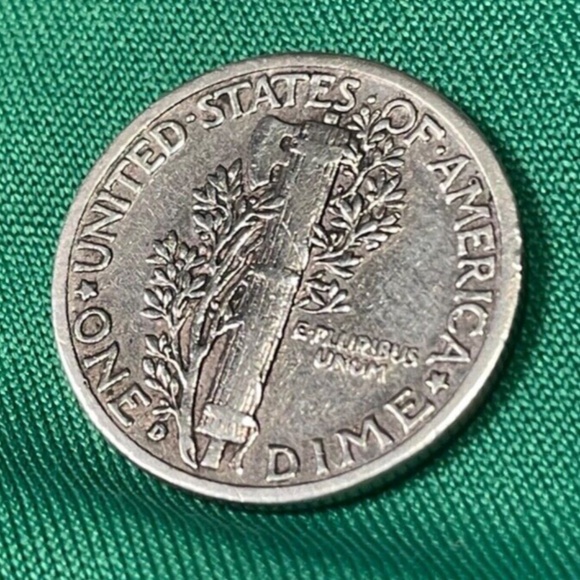 1942 Silver Mercury War Dime Brilliant Circulated Coin  205171953111 - Picture 2 of 6